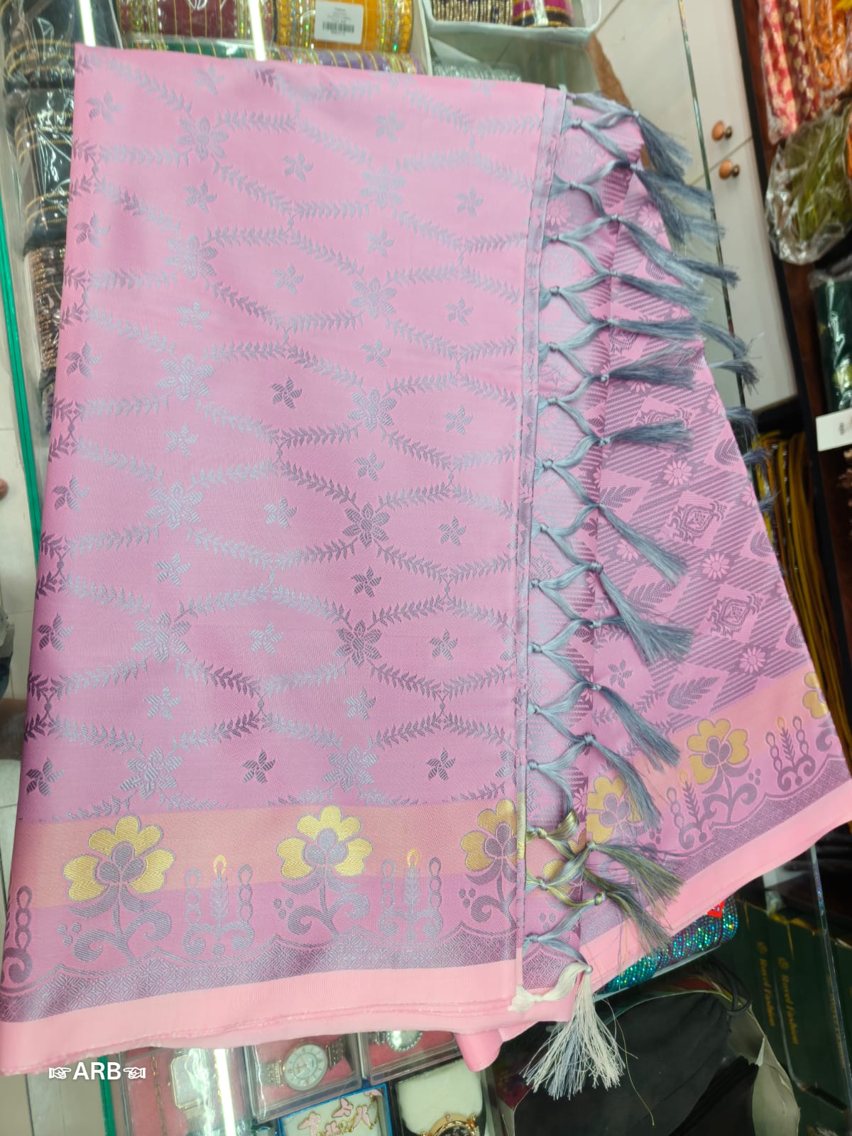 Mridula-Vintage Pink Saree – Elegant Soft Silk Festive Saree
